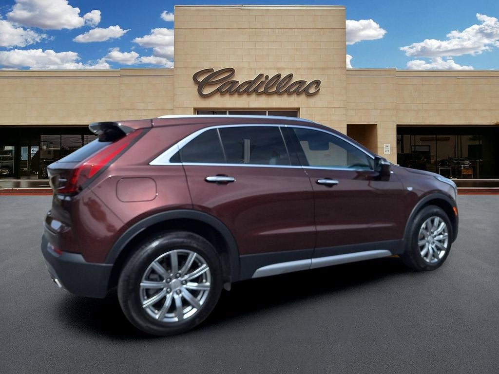 2023 Cadillac XT4 Premium Luxury
