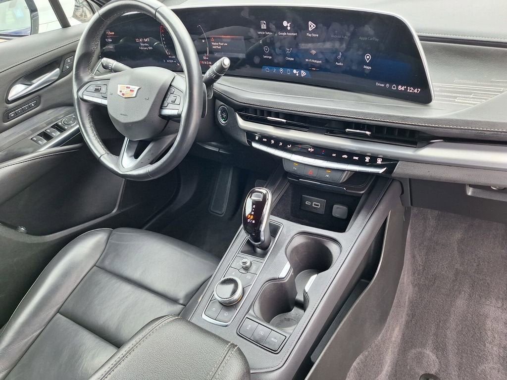 2024 Cadillac XT4 Premium Luxury