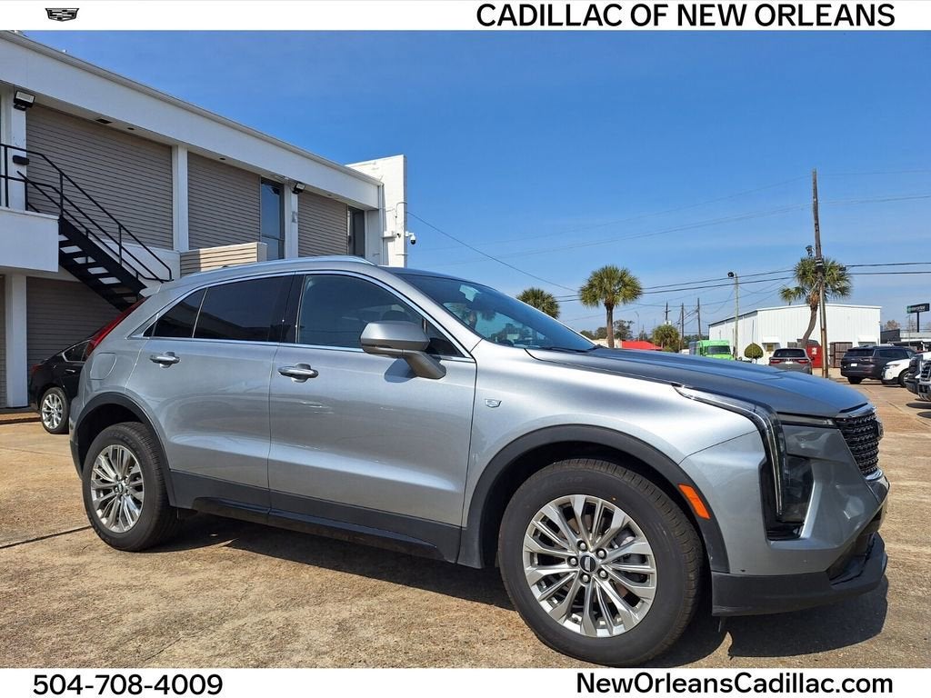 2024 Cadillac XT4 Premium Luxury