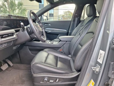 2024 Cadillac XT4 Premium Luxury