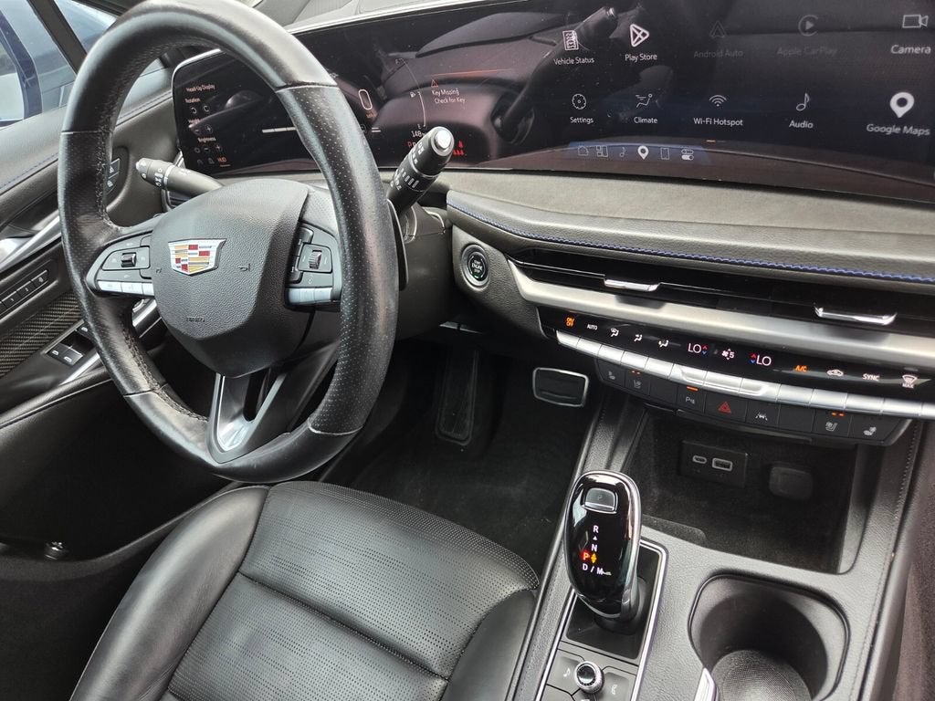2024 Cadillac XT4 Sport