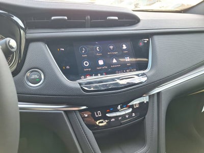 2026 Cadillac XT5 Luxury