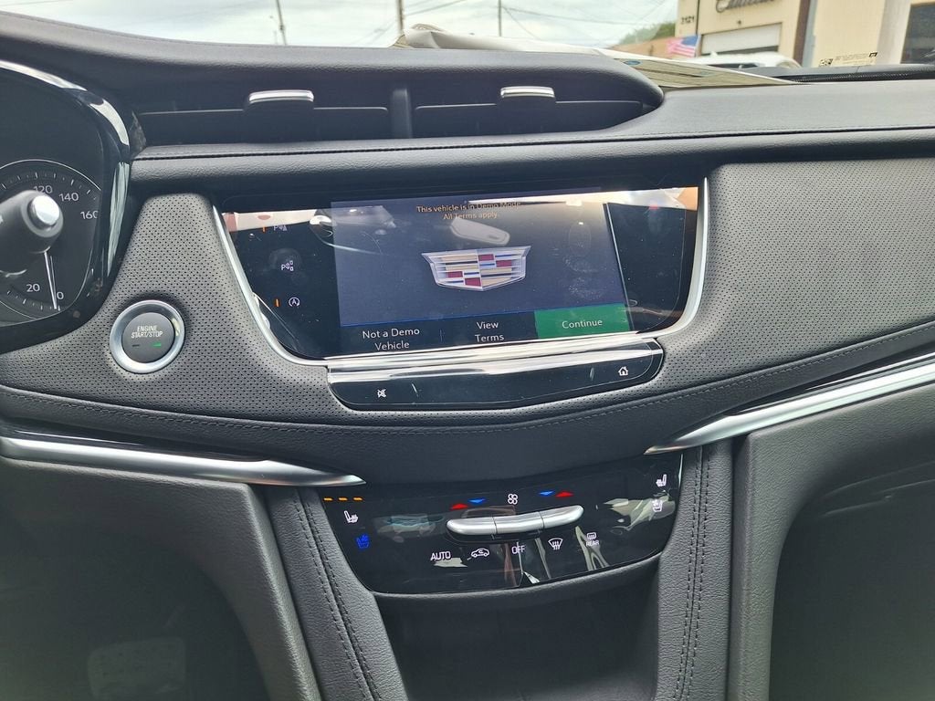 2026 Cadillac XT5 Luxury