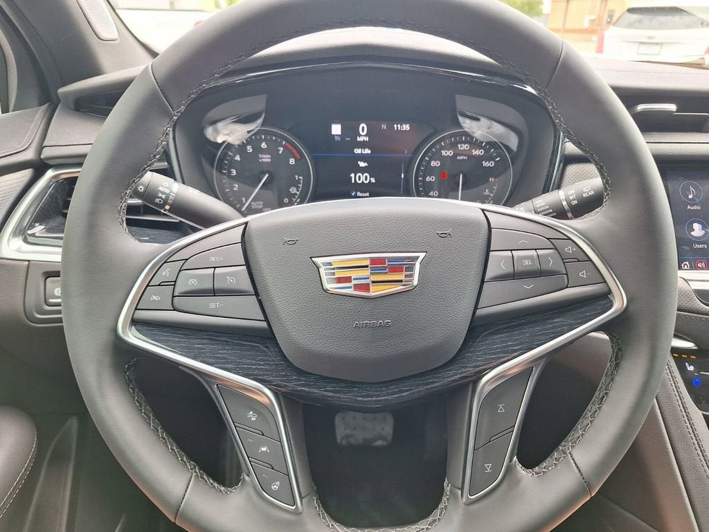 2026 Cadillac XT5 Luxury