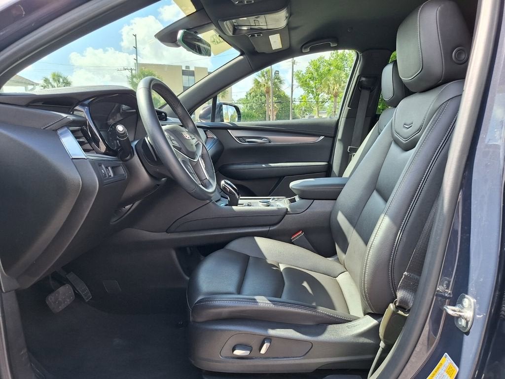 2024 Cadillac XT5 Luxury