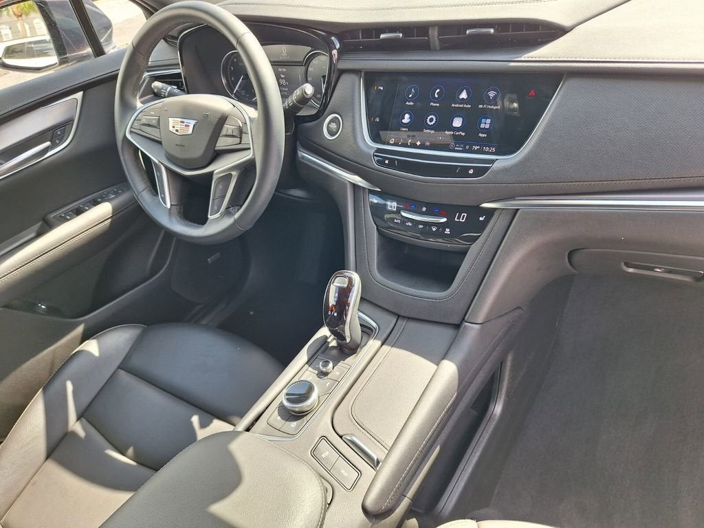 2024 Cadillac XT5 Luxury