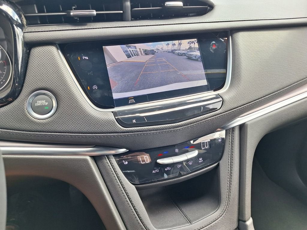 2026 Cadillac XT5 Luxury