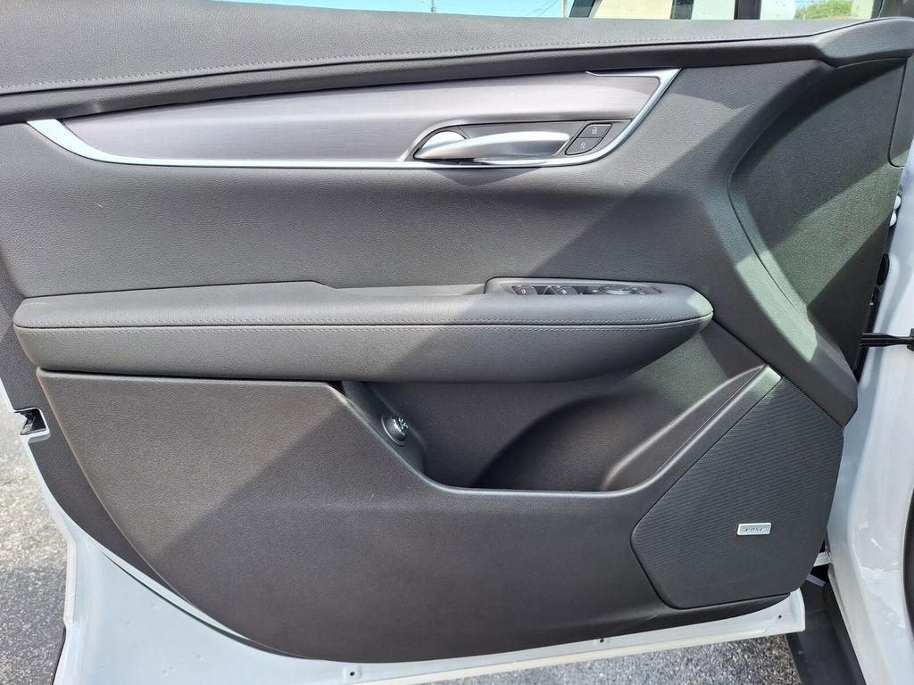 2026 Cadillac XT5 Luxury
