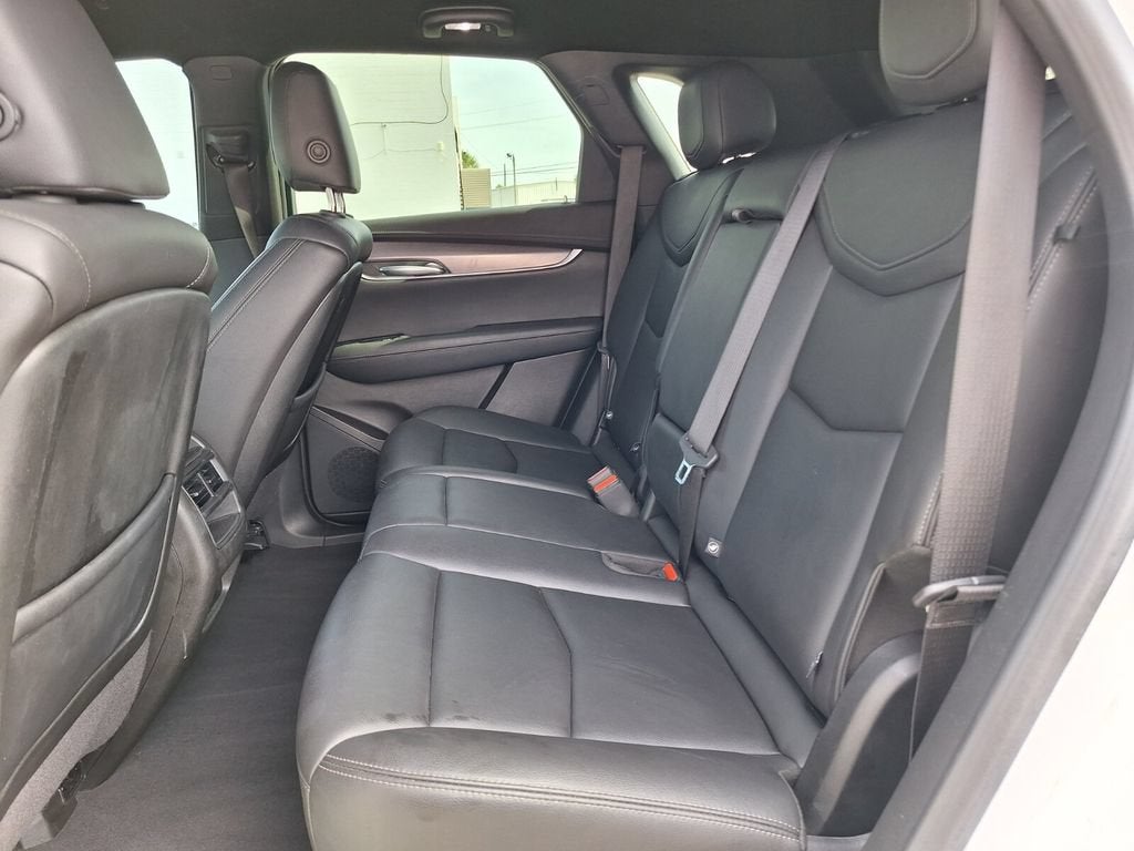 2023 Cadillac XT5 Luxury