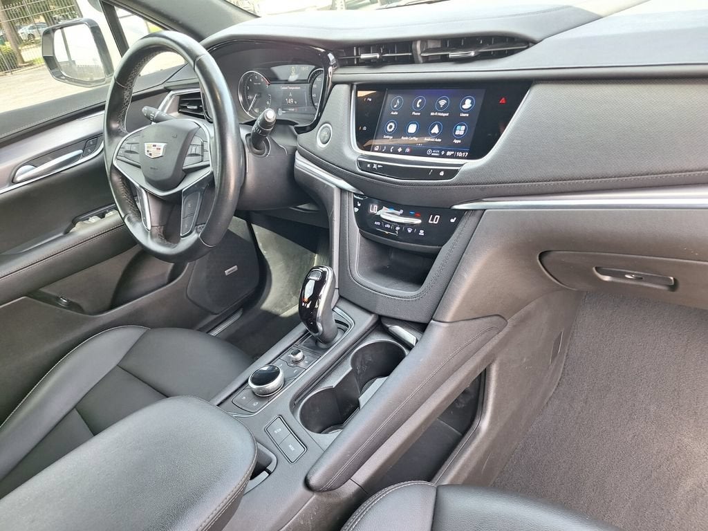 2023 Cadillac XT5 Luxury