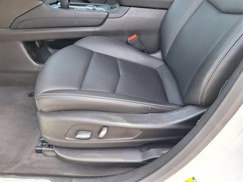 2023 Cadillac XT5 Luxury