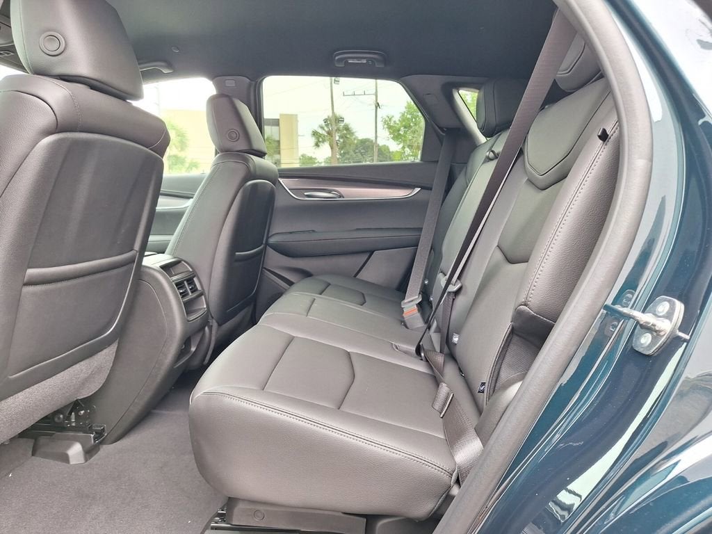 2026 Cadillac XT5 Luxury