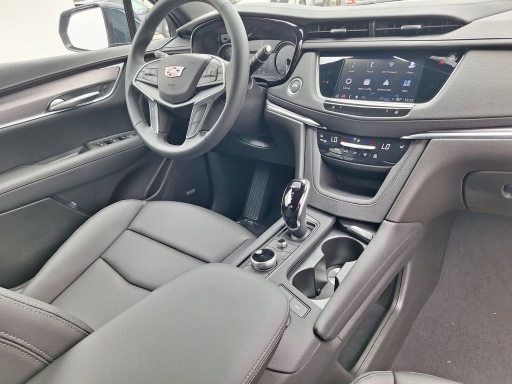 2026 Cadillac XT5 Luxury