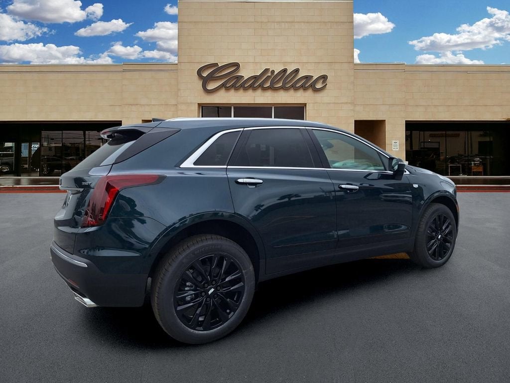 2026 Cadillac XT5 Luxury
