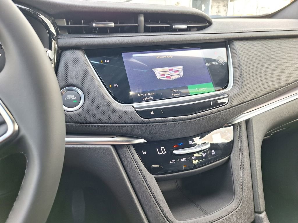 2026 Cadillac XT5 Luxury