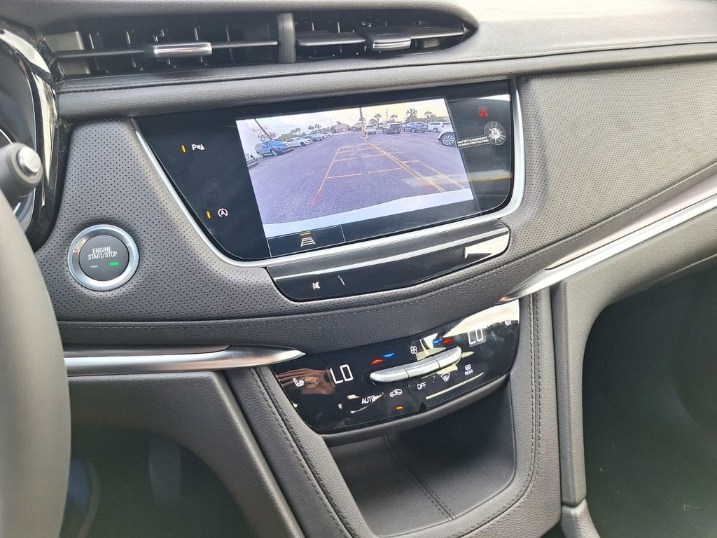 2026 Cadillac XT5 Luxury