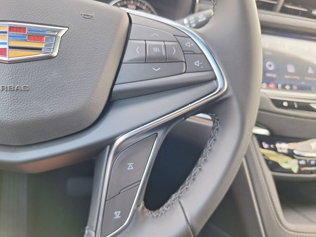 2026 Cadillac XT5 Luxury