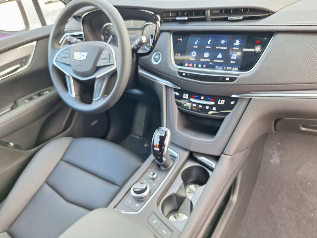 2026 Cadillac XT5 Luxury