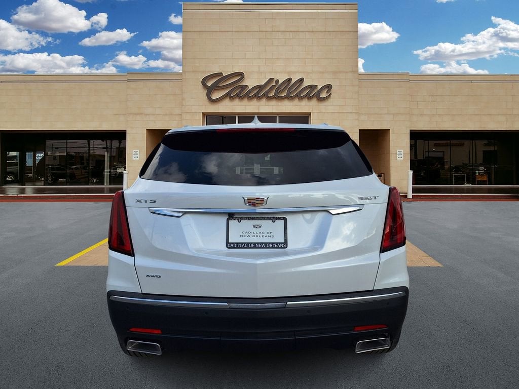 2026 Cadillac XT5 Luxury