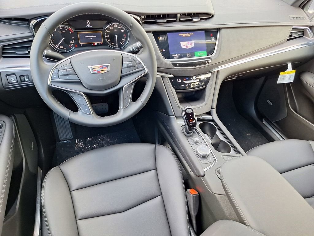 2026 Cadillac XT5 Luxury