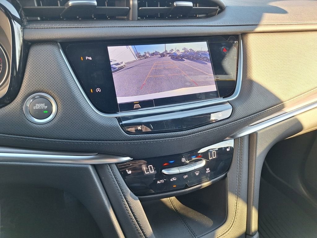 2026 Cadillac XT5 Luxury