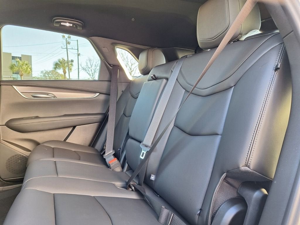 2026 Cadillac XT5 Luxury