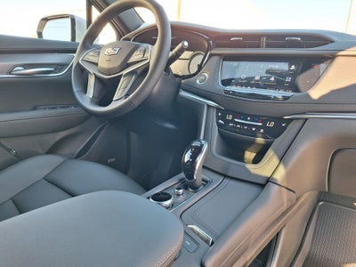 2026 Cadillac XT5 Luxury