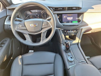 2026 Cadillac XT5 Luxury