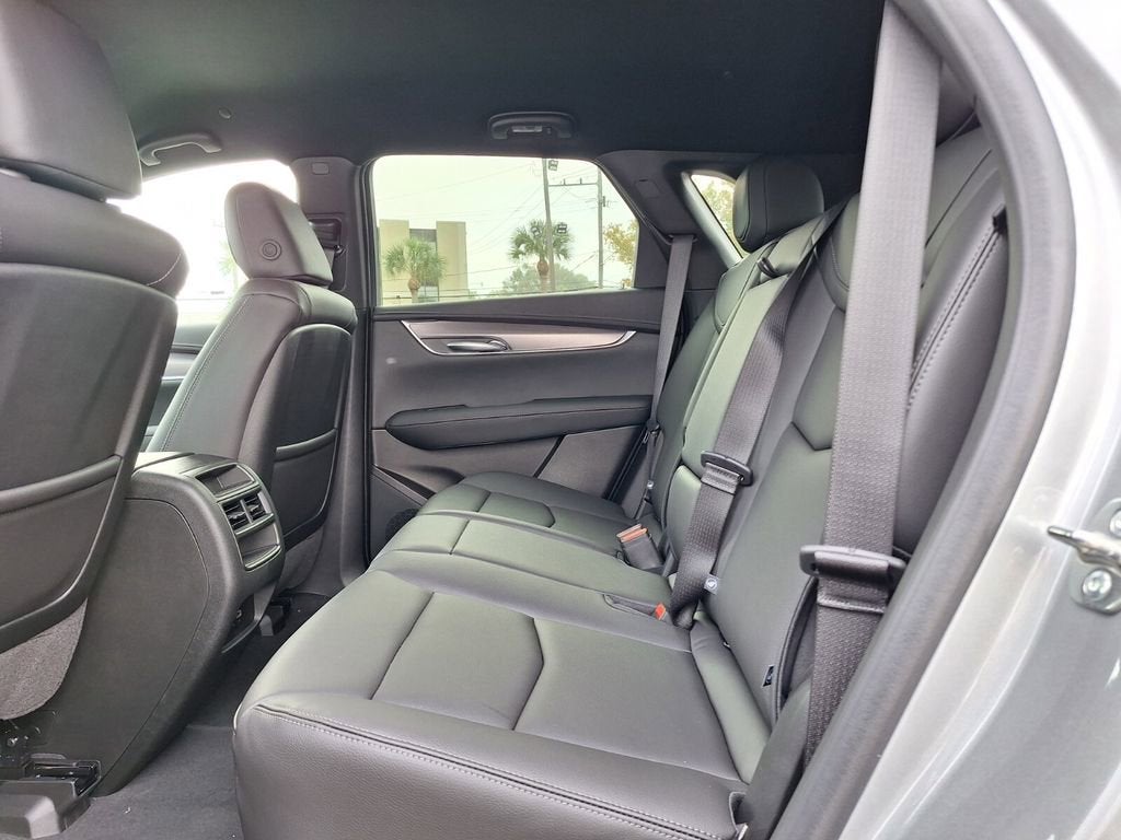 2026 Cadillac XT5 Luxury