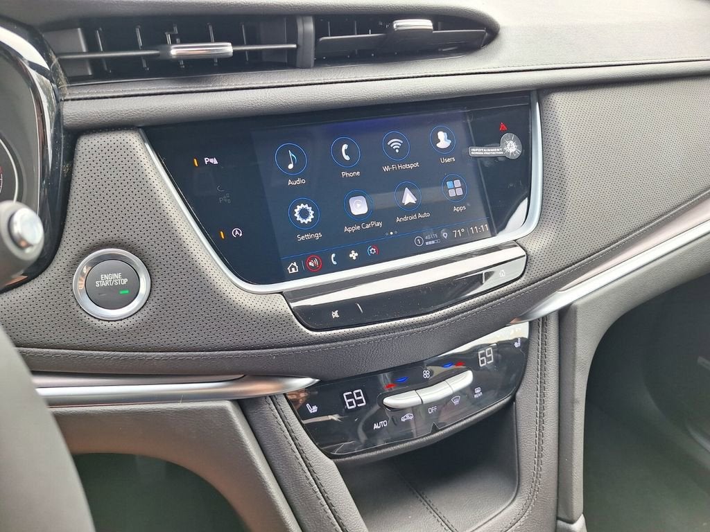 2026 Cadillac XT5 Luxury