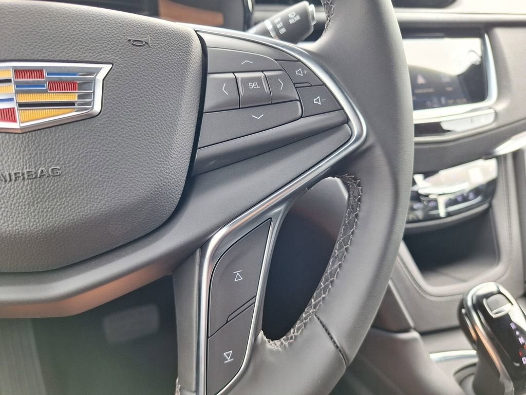 2026 Cadillac XT5 Luxury