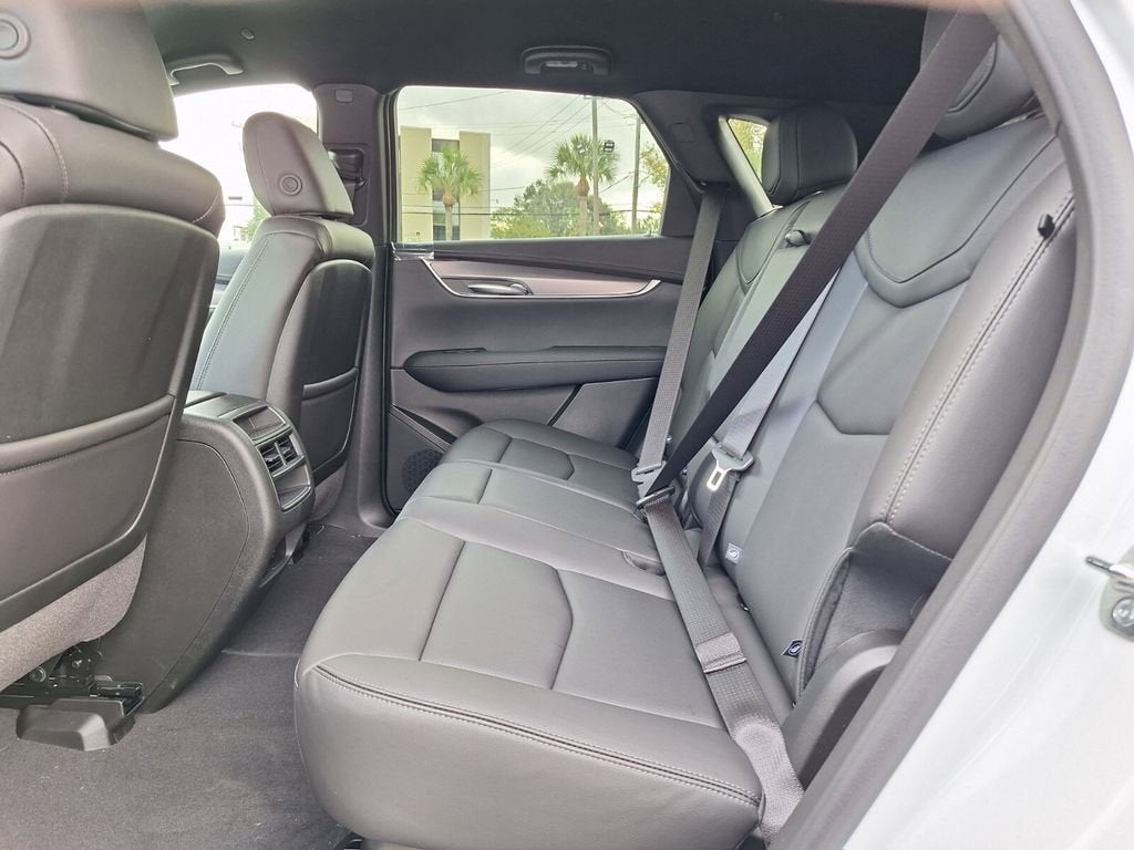 2026 Cadillac XT5 Luxury