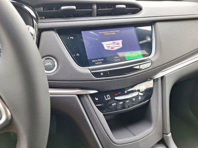 2026 Cadillac XT5 Luxury