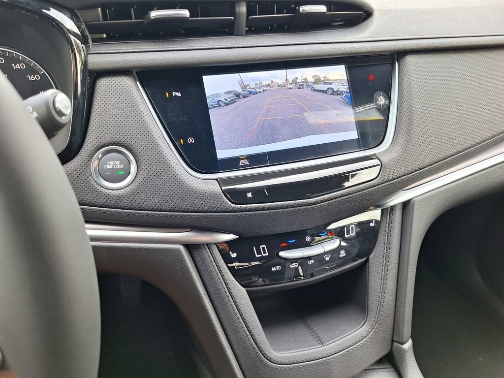 2026 Cadillac XT5 Luxury