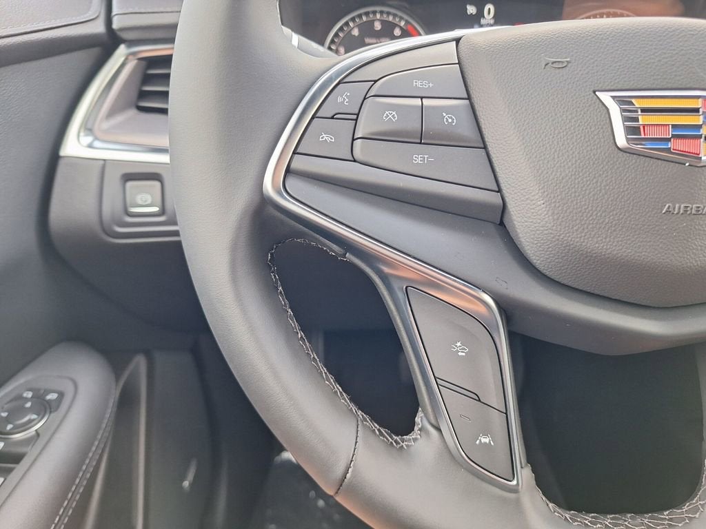 2026 Cadillac XT5 Luxury