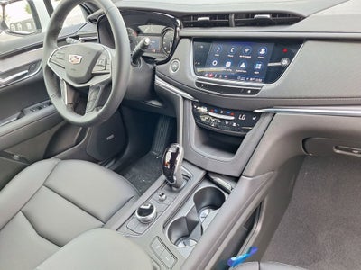 2026 Cadillac XT5 Luxury