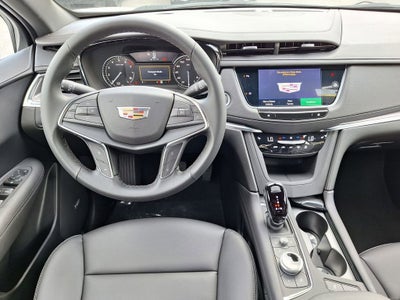 2026 Cadillac XT5 Luxury