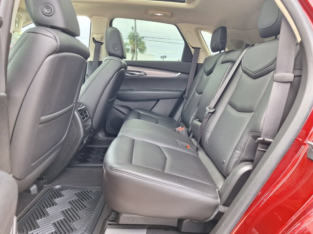 2017 Cadillac XT5 Luxury FWD