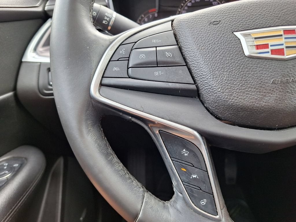 2017 Cadillac XT5 Luxury FWD