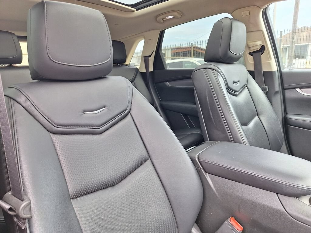 2017 Cadillac XT5 Luxury FWD