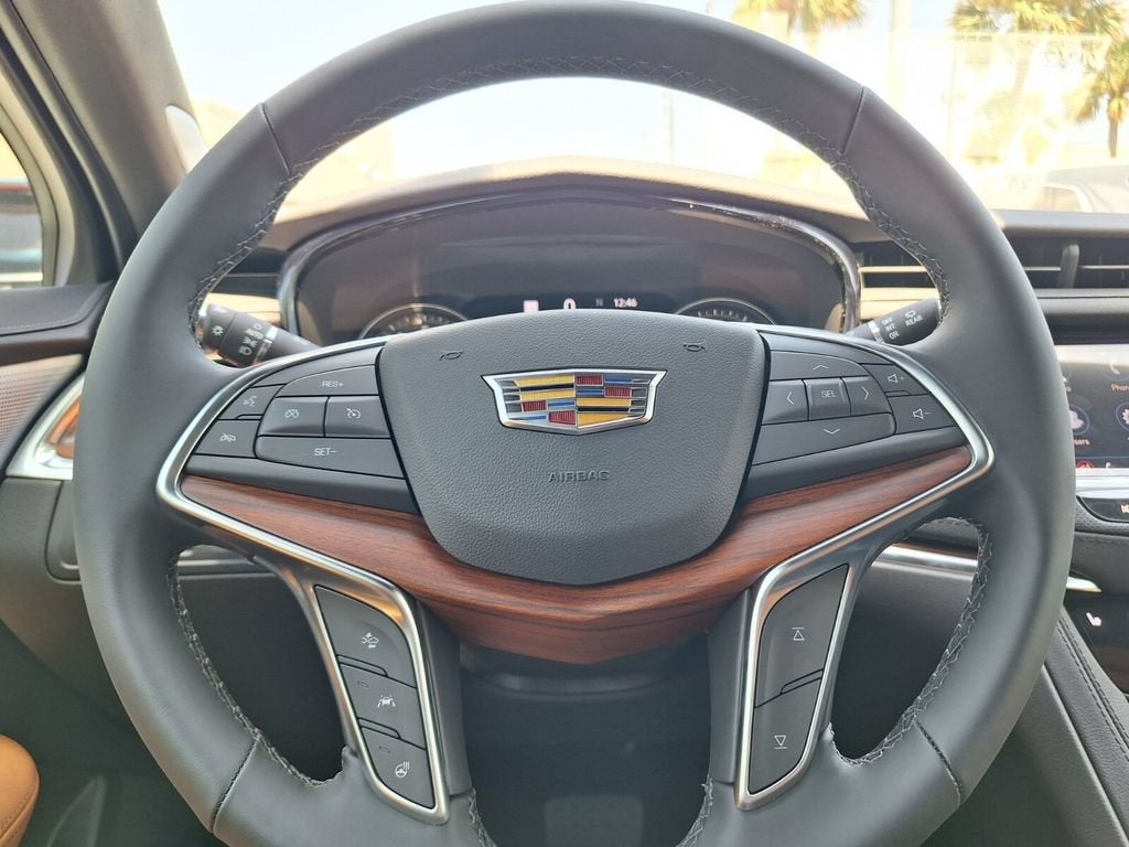 2026 Cadillac XT5 Premium Luxury