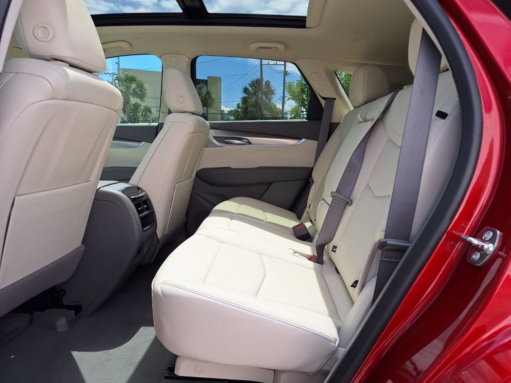 2026 Cadillac XT5 Premium Luxury
