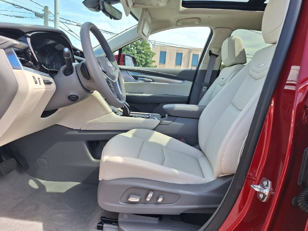 2026 Cadillac XT5 Premium Luxury