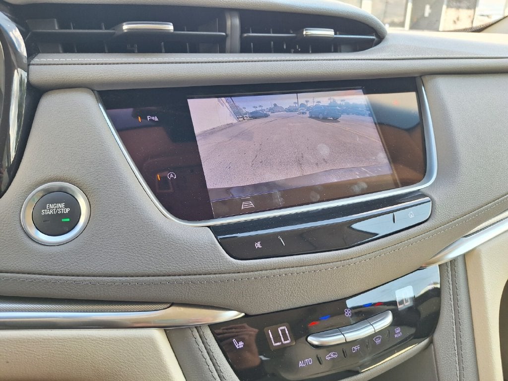 2022 Cadillac XT5 FWD Premium Luxury