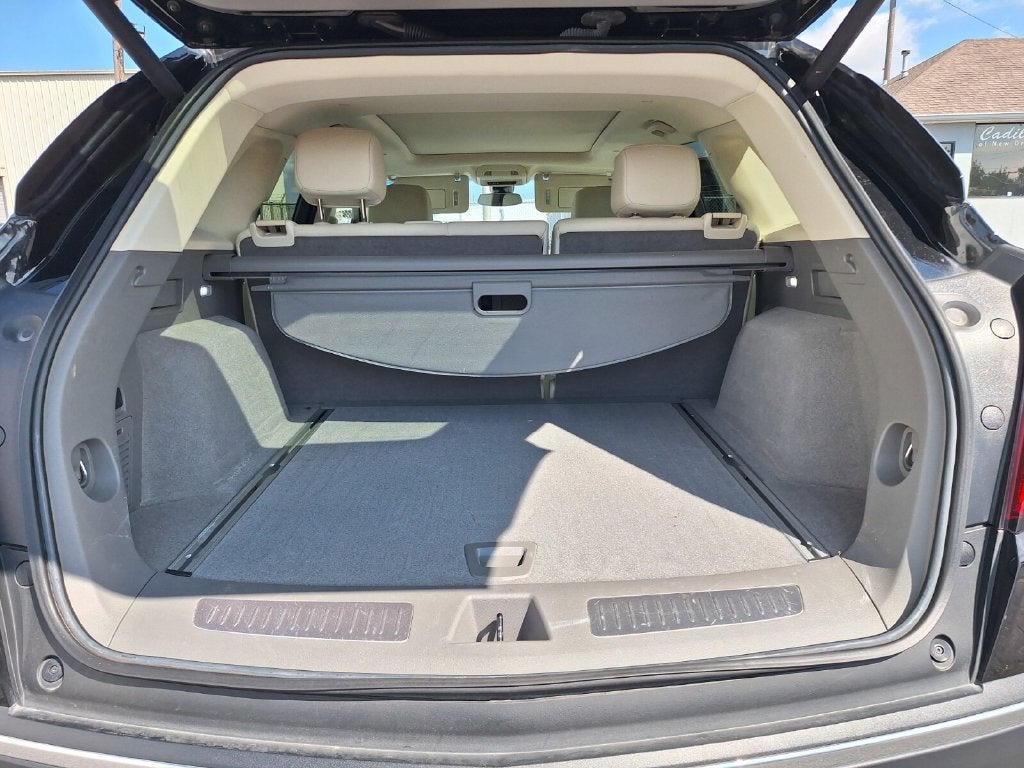 2022 Cadillac XT5 FWD Premium Luxury