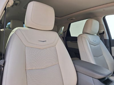 2022 Cadillac XT5 FWD Premium Luxury