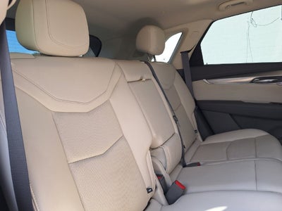 2022 Cadillac XT5 FWD Premium Luxury