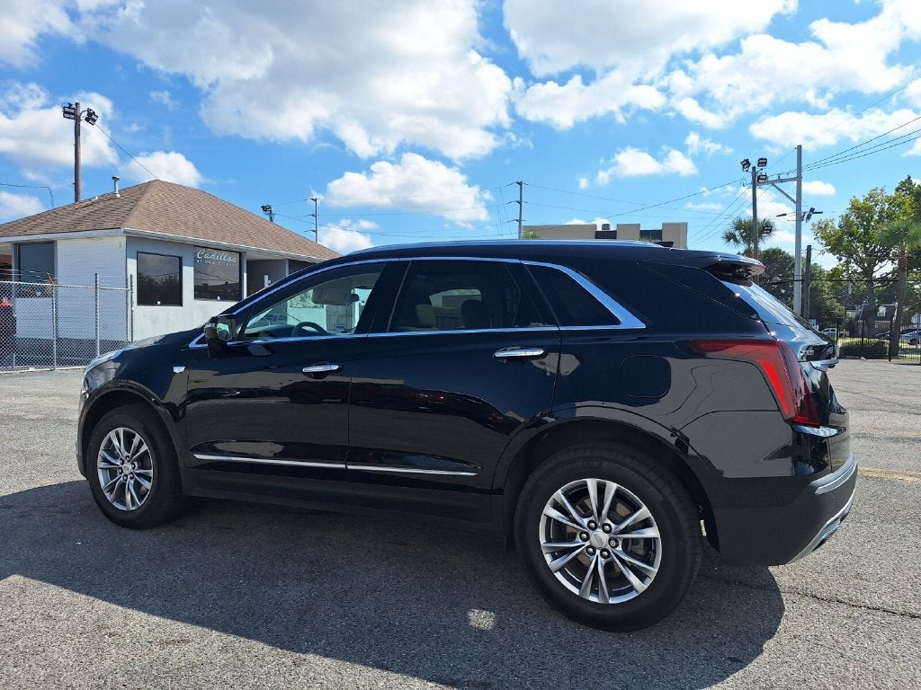 2022 Cadillac XT5 FWD Premium Luxury
