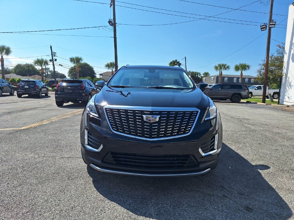 2022 Cadillac XT5 FWD Premium Luxury