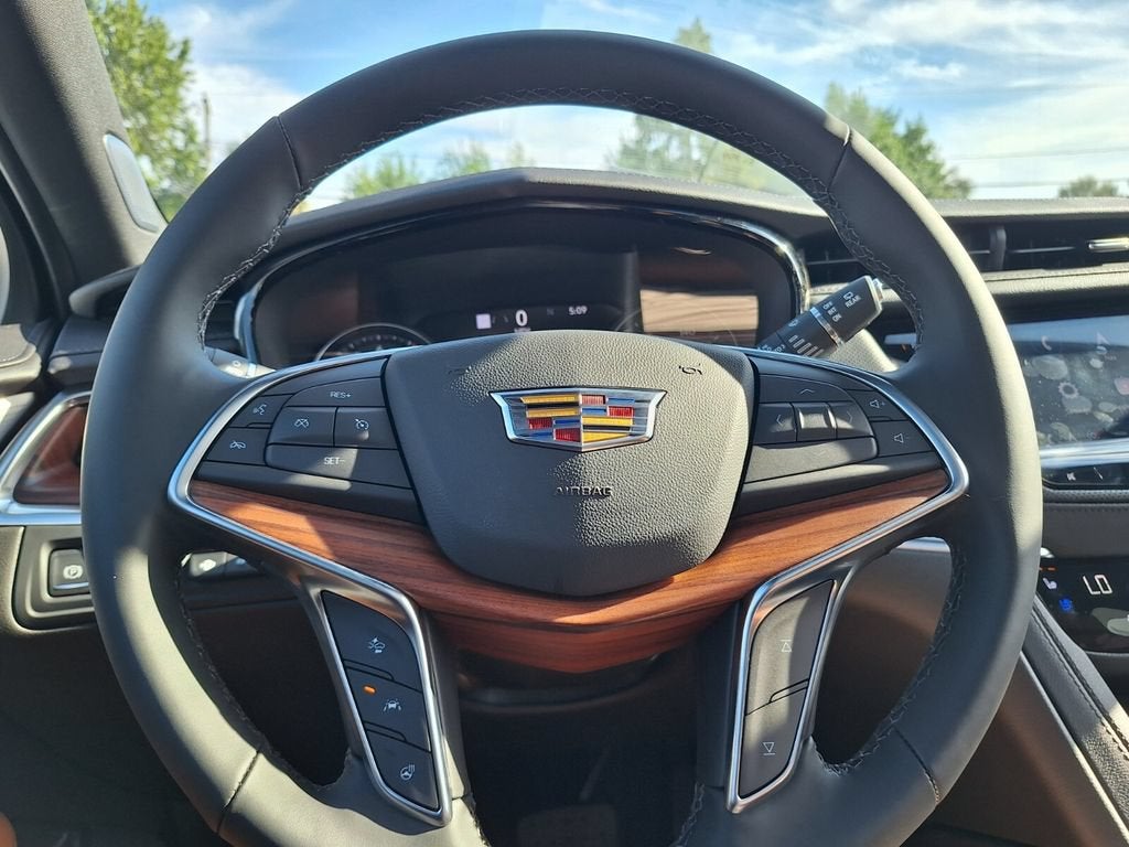 2026 Cadillac XT5 Premium Luxury